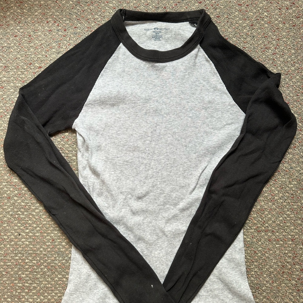 brandy melville long sleeve